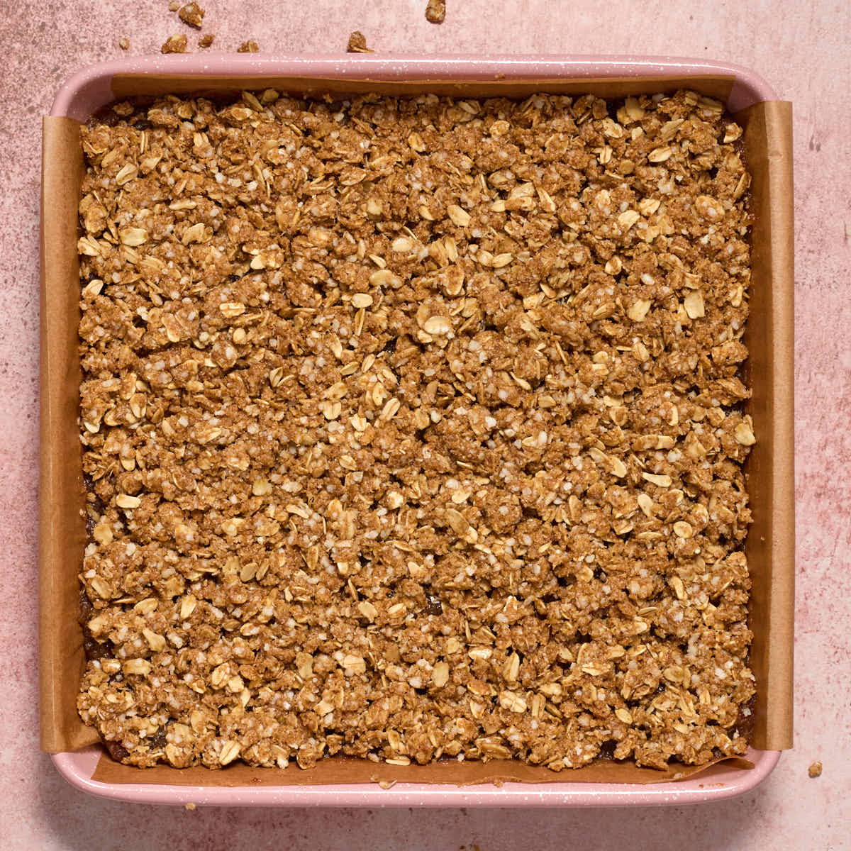 The rest of the oat and quinoa mixture sprinkled over top of the date layer.