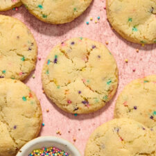 No Chill Gluten-Free Almond Flour Sugar Cookies (8 Ingredients!)